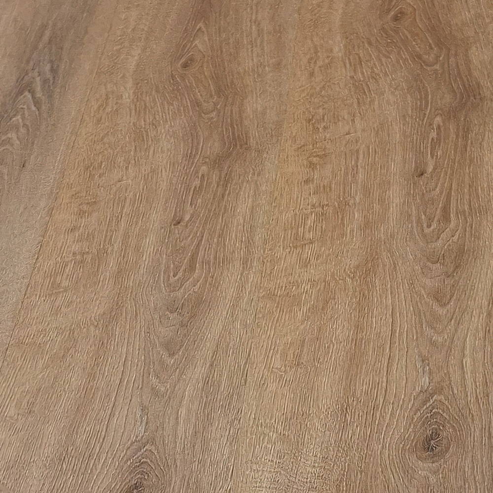 Impact LVT in Classic Oak